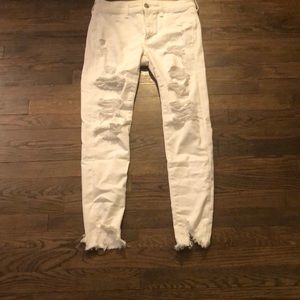 New Distressed American eagle jeans
